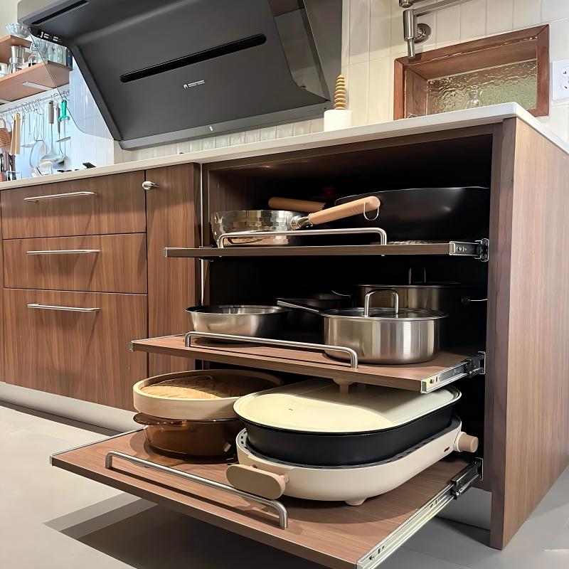 Idee per organizzare al meglio i pensili della cucina